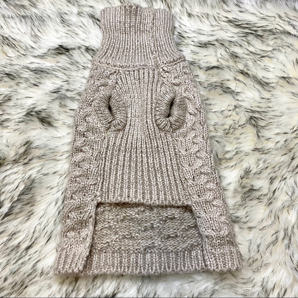 Dog Sweater with Floral Appliqué - Picture 5 of 5